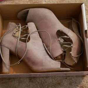 Cheap women's shoes